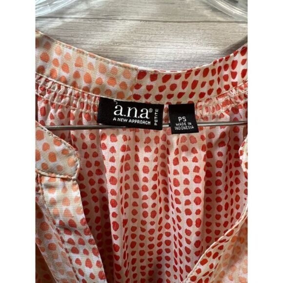 A.N.A‎ Short Sleeve V-Neck Chiffon Blouse Size SP - Picture 4 of 6